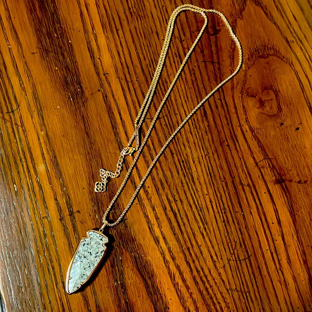Kendra Scott rose gold necklace